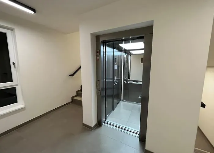 Apartment Modern • Garden • Near The Center Prague