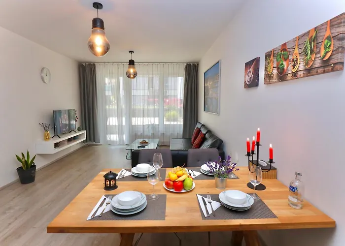 Apartment Modern • Garden • Near The Center